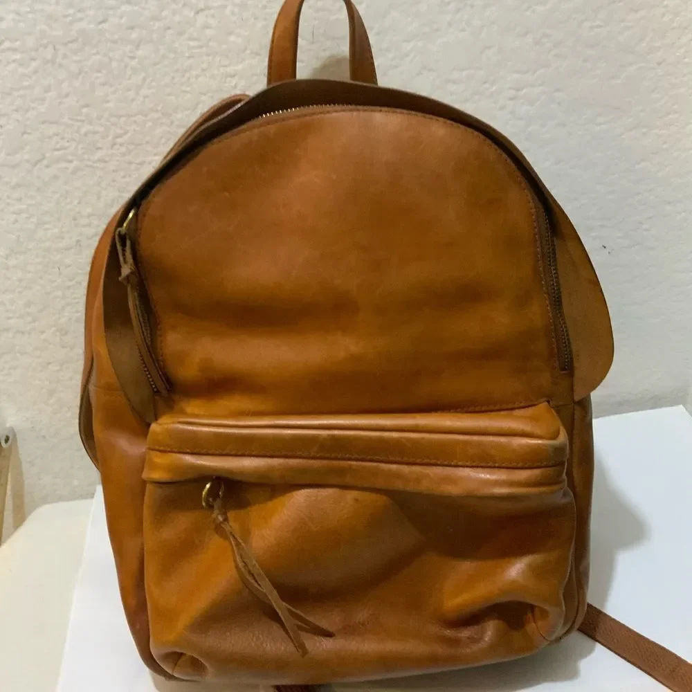 Madewell Large Lorimer Leather Backpack in English Saddle